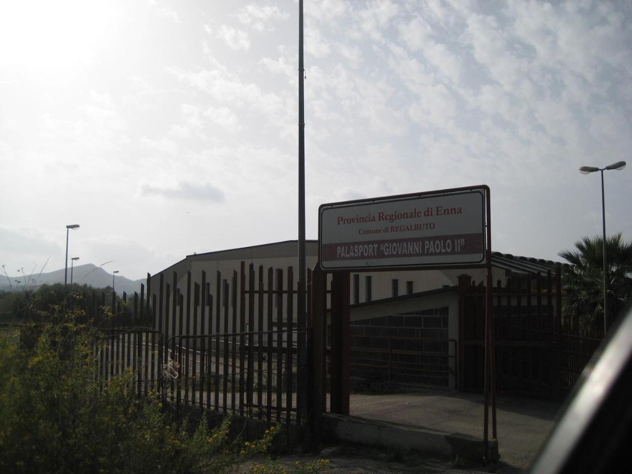 Oasi Del Lago Regalbuto Екстериор снимка